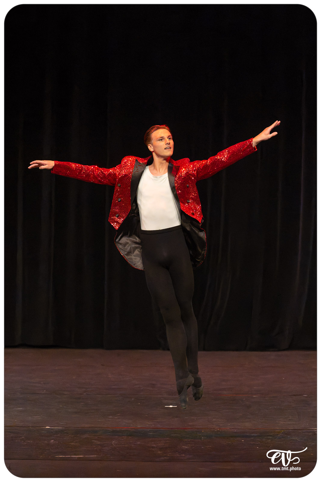 ECOLE DE DANSE CÉCILE ADAMOW
